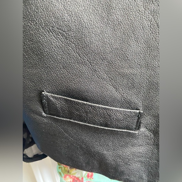 H.E.R. Vintage Leather Vest - Picture 12 of 13